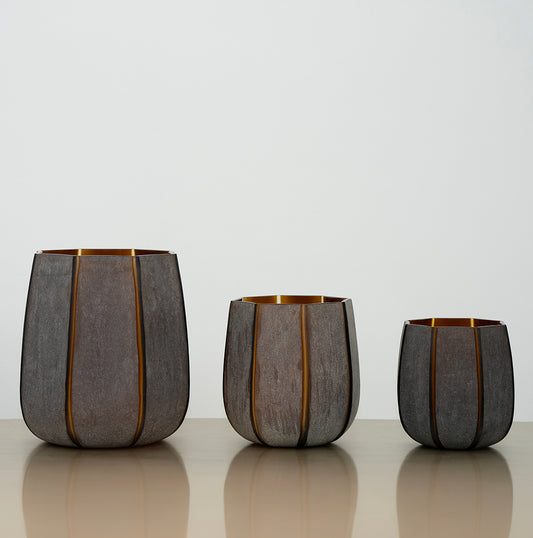 Butter Brown vase with rough cut